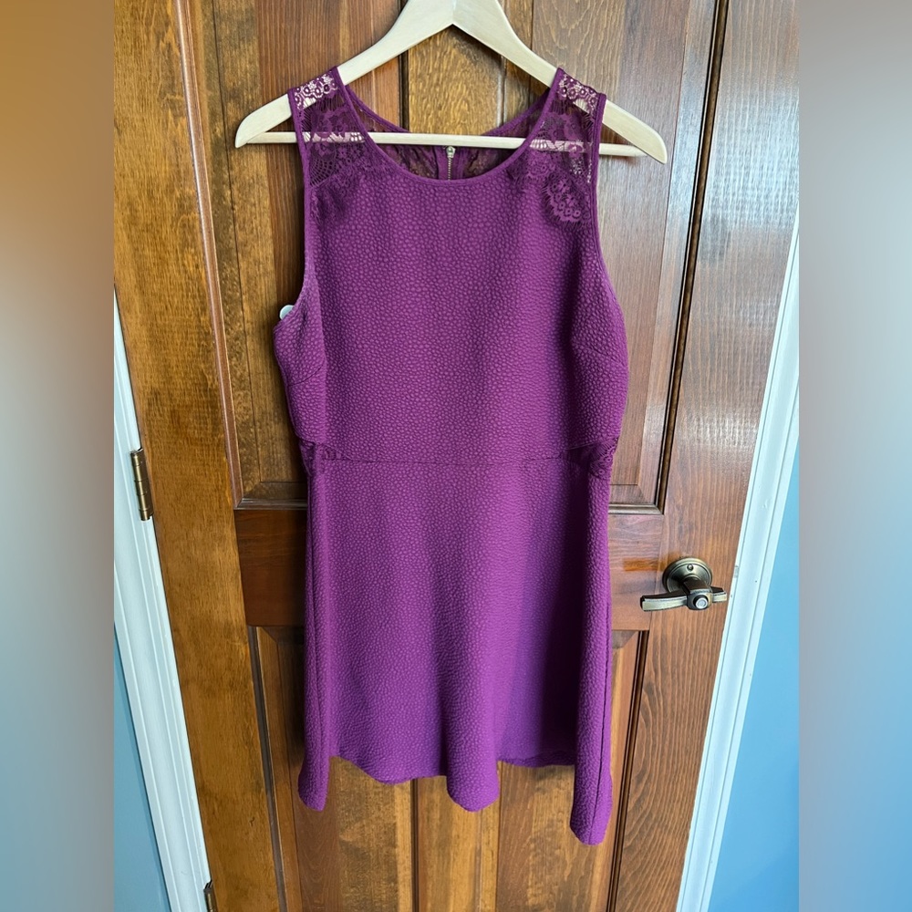 Kensie purple cocktail lace dress- size L